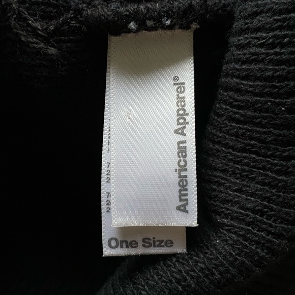 American Apparel Vintage Black Pompom Beanie - Picture 2 of 4